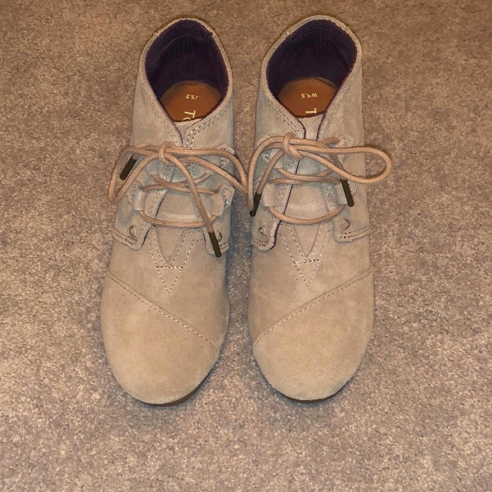 Cute Tom’s Booties